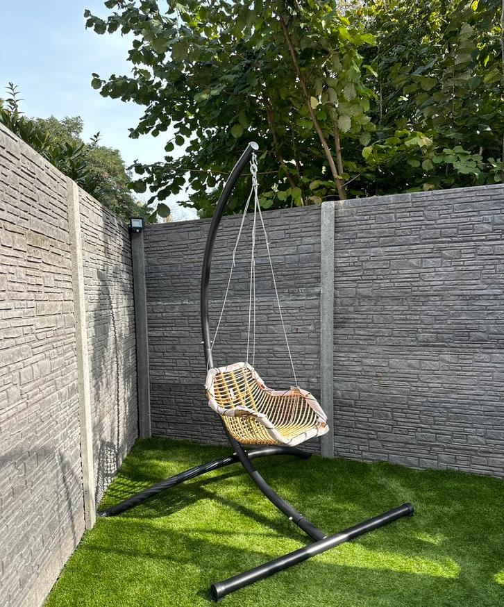 Rotan hangstoel + standaard voor hangstoel, Tuin en Terras, Hangmatten, Zo goed als nieuw, Ophalen