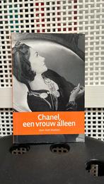 Chanel, een vrouw alleen biografie, Enlèvement ou Envoi