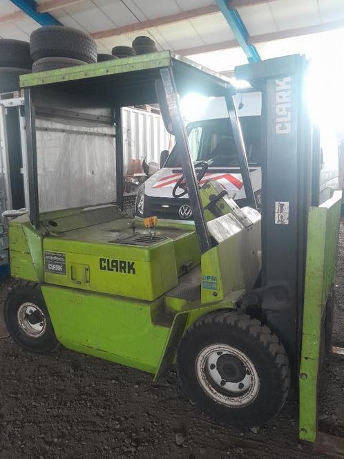 Clark. VANAF PM: 20N: 2 T, Auto diversen, Overige Auto diversen, Ophalen