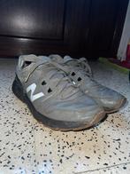 Chaussure New balance 40, Vêtements | Hommes, Chaussures, Comme neuf