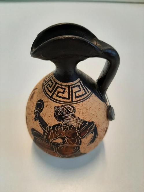 keramisch aardewerk vaasje gestempeld en verzegeld,Grieks, Antiek en Kunst, Curiosa en Brocante, Ophalen of Verzenden