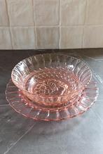 Bol en verre rosaline art déco avec assiette | BELGE, Antiquités & Art, Enlèvement ou Envoi