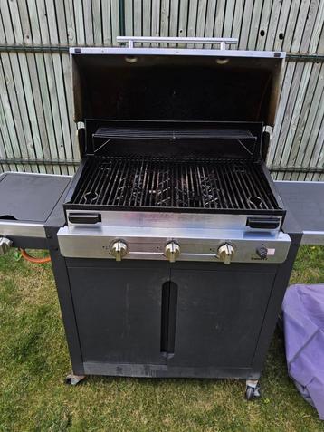 Gas barbecue in goede staat beschikbaar voor biedingen