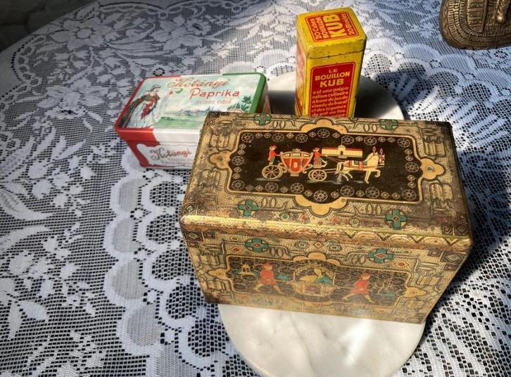 Diverse oude blikken dozen (Cote d'Or, KUB, Kalocsa), Verzamelen, Blikken, Gebruikt, Ophalen of Verzenden