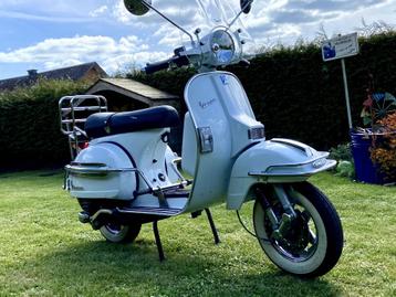 Vespa P 125 X - série limitée "30ème ULTIMA EDITION"  530 km