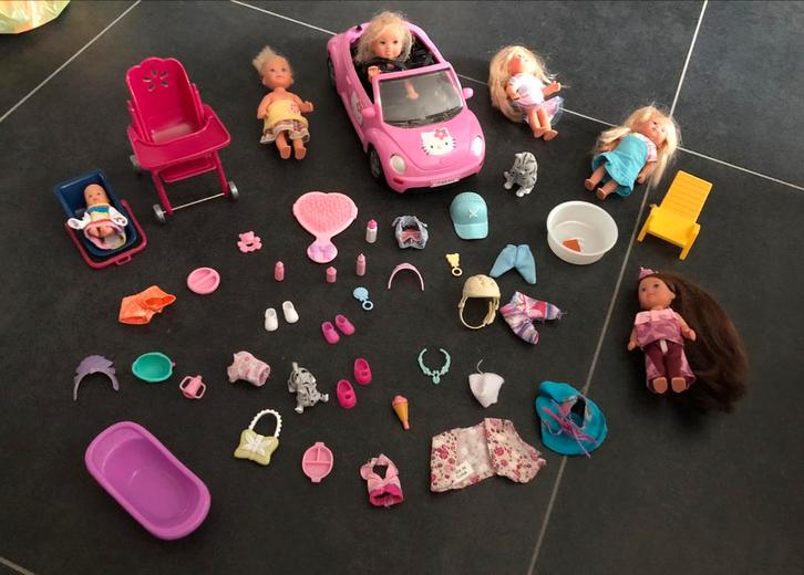 Pakket barbies 44 delig, Kinderen en Baby's, Speelgoed | Poppen, Ophalen of Verzenden