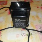 Step-down transformator 220V  110V – 2000W, Ophalen of Verzenden