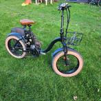 fiets e-bike zwart 508 km 1.5 jaar oud ....1500€, Fietsen en Brommers, Ophalen, Zo goed als nieuw, 50 km per accu of meer