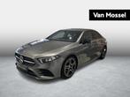 Mercedes-Benz A-Klasse 180 Limousine AMG LINE + NIGHTPAKKET, Auto's, Mercedes-Benz, 4 deurs, Gebruikt, Euro 6, 4 cilinders