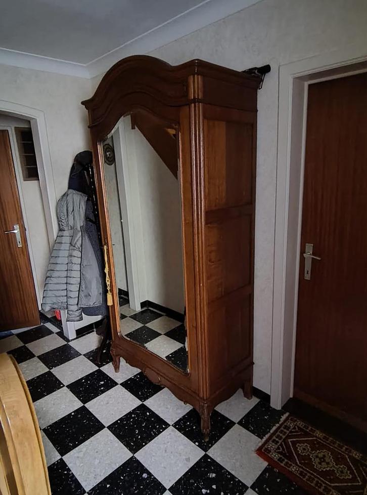 Klassieke houten linnenkast met spiegel, Huis en Inrichting, Kasten | Kleerkasten, Zo goed als nieuw, Ophalen