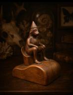 Antieke mysterieuse houten beeldje met rode ogen, Antiek en Kunst, Ophalen of Verzenden