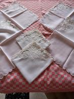 6 witte servetten., Ophalen of Verzenden