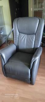 fauteuil cuir électrique een plaats, Huis en Inrichting, Fauteuils, Ophalen, Zo goed als nieuw, Leer