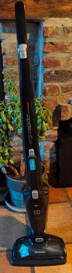 Electrolux draadloze steelstofzuiger, Ophalen