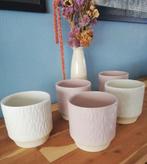 Bloempotten model met relief bamboo. Keramiek, Enlèvement, Neuf, Poterie ou Porcelaine, Moins de 50 cm