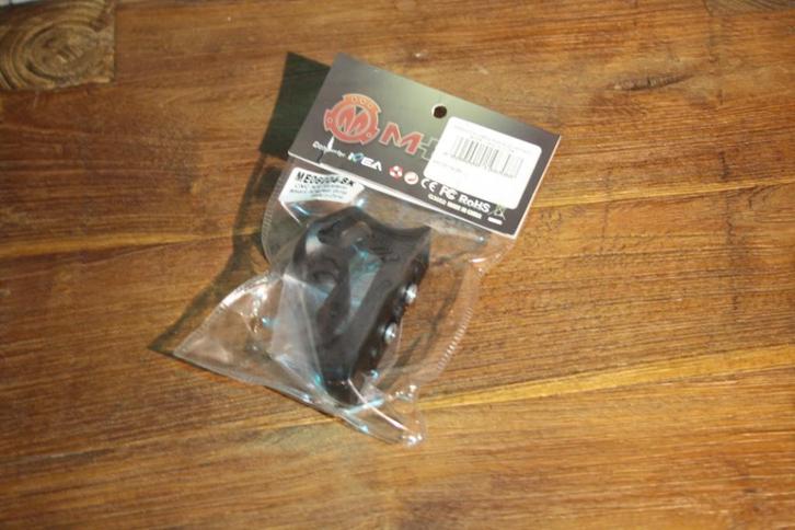 Grip Keymod System Short Angled Black Metal (me06004-bk), Sport en Fitness, Schietsport-accessoires, Nieuw, Ophalen of Verzenden