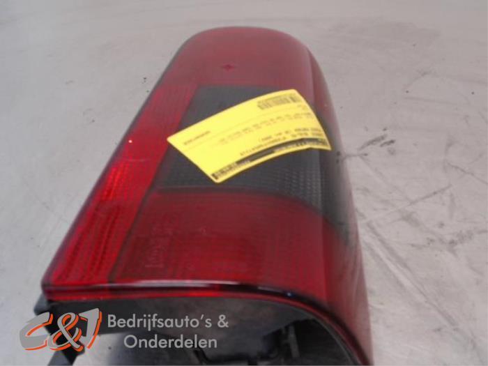 Achterlicht rechts van een Peugeot Partner, Auto-onderdelen, Verlichting, Peugeot, Gebruikt, 3 maanden garantie, Ophalen of Verzenden