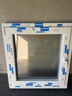 raam van Deceuninck, afmeting 72 cm breed en 78 cm hoog., Ophalen of Verzenden, Zo goed als nieuw
