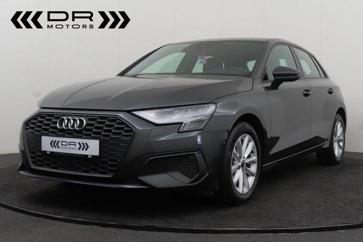 Audi A3 Sportback 30 TFSI B&O - PANO - Carplay - CAMERA, Auto's, Audi, Bedrijf, A3, ABS, Adaptive Cruise Control, Airbags, Airconditioning
