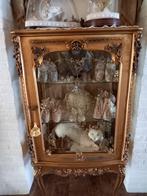 Antiek Louis XV Vitrine Kast van Bladgoud ,, Ophalen