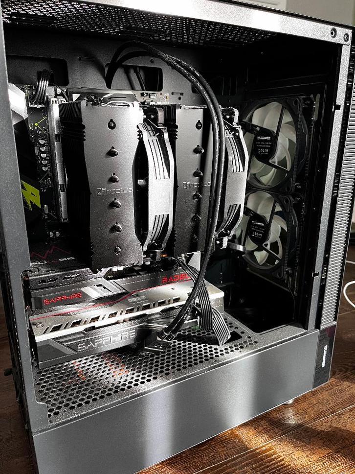 NOX Hummer Nemesis PC-hoesje — Midi Tower zwart, prima, Computers en Software, Computerbehuizingen, Zo goed als nieuw, Ophalen of Verzenden