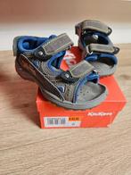 Sandalen Kickers maat 25, Ophalen, Nieuw