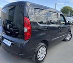 Fiat Doblò DESIGN 1.6MJT 105CH 1ÈRE MAIN GAR 12M, Auto's, Fiat, Gebruikt, Zwart, Bedrijf, 5 deurs