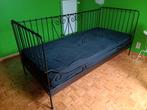 Volwassen bed 2x 0.9 met crown bedding vering, Huis en Inrichting, Ophalen, Zo goed als nieuw