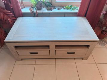 TV meubel of tafel voor de woonkamer beschikbaar voor biedingen