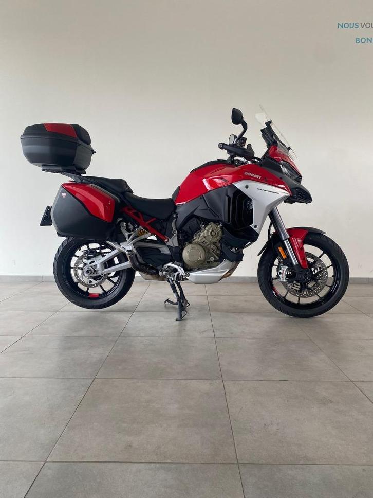 Ducati Multistrada V4 S, Motoren, Motoren | Ducati, Bedrijf, Toermotor, meer dan 35 kW, 4 cilinders, Motorrijbewijs A, Ophalen of Verzenden