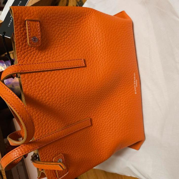 Already. Gianni. Chiarini.  Handtas. Leder., Handtassen en Accessoires, Tassen | Damestassen, Nieuw, Handtas, Oranje, Ophalen of Verzenden