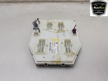 ORDINATEUR UNITE COMMANDE ELECTRONIQUE GLB (247.6), Utilisé, Mercedes-Benz
