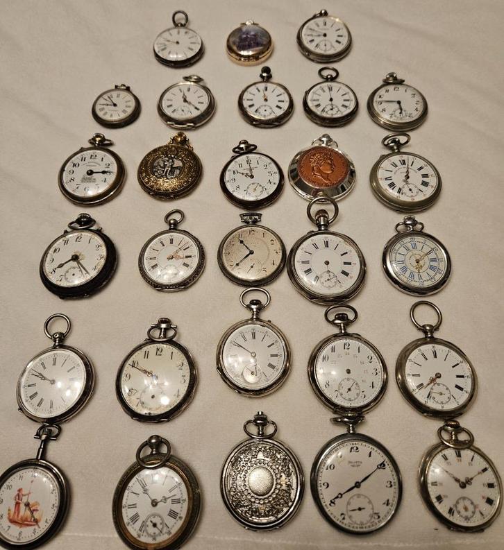Set van 28 vintage zakhorloges, Handtassen en Accessoires, Horloges | Antiek, Zakhorloge, Overige merken, Zilver, Onbekend, Ophalen of Verzenden