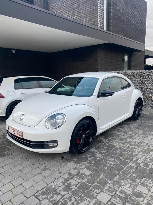 Vw Beetle 2.0 benzine automaat full full 220000 km, Auto's, Volkswagen, Particulier, Beetle (Kever), 360° camera, 4x4, Aangepast voor mindervaliden