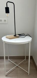 Nachttafel + nachtlamp, Ophalen, Metaal of Aluminium, Zo goed als nieuw, 45 tot 65 cm