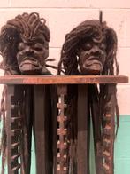 Œuvres d'art africaines artisanales exclusives, Enlèvement