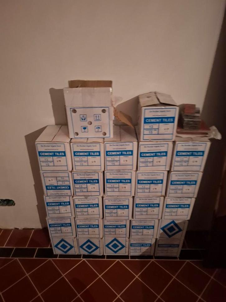 Rode cementtegels (15x15) - nieuw!, Bricolage & Construction, Planches & Dalles, Neuf, Autres types, Autres matériaux, 10 à 30 cm