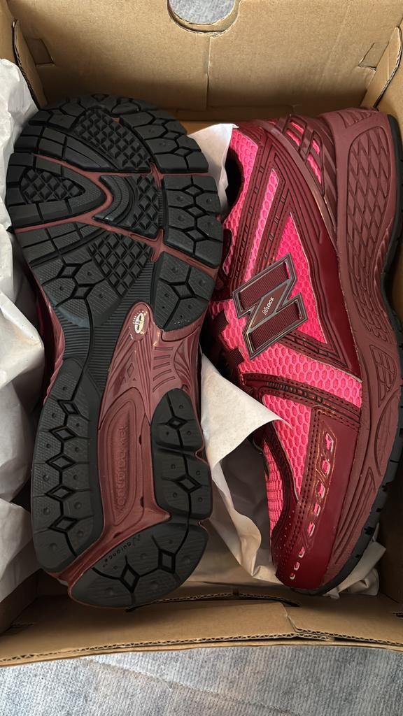 Chaussure new balance 1906r, rose ,taille 44 ,neuf, Kleding | Heren, Schoenen, Nieuw, Sneakers, Overige kleuren, Ophalen