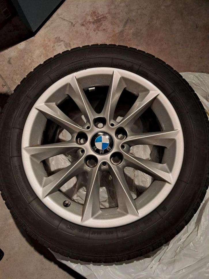 4 sets de pneus DUNLOP hiver et jantes BMW, Auto-onderdelen, Banden en Velgen, Band(en), Ophalen