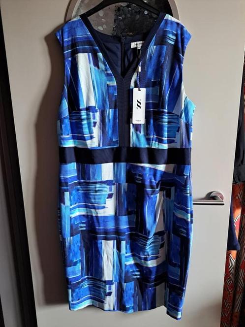 Robe, toute neuve, Studio 8, taille 50, Vêtements | Femmes, Robes, Neuf, Taille 46/48 (XL) ou plus grande, Bleu, Sous le genou