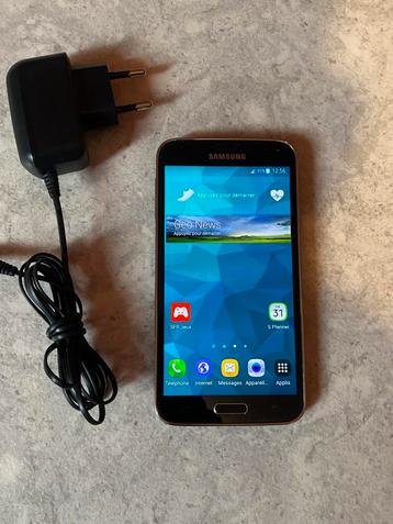 Samsung Galaxy S5 16GB met oplader beschikbaar voor biedingen
