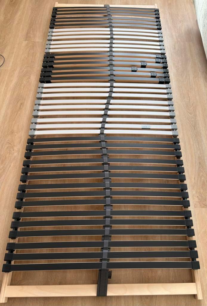 Bedframe inclusief lattenbodems, Maison & Meubles, Chambre à coucher | Matelas & Sommiers, Comme neuf, Enlèvement