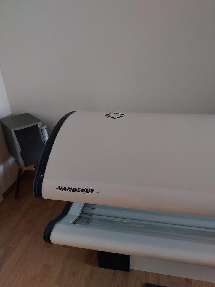 Gratis zonnebank, Elektronische apparatuur, Zonnebanken en Gezichtsbruiners, Zo goed als nieuw, Ophalen