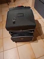 Gereedschap/servicekoffer Rubbermaid Commercial Products, Doe-het-zelf en Bouw, Ophalen, Zo goed als nieuw