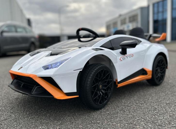 Lamborghini Huracan STO 12v Drift – 9km per uur – Leder – Ru, Enfants & Bébés, Jouets | Extérieur | Véhicules à batterie, Neuf