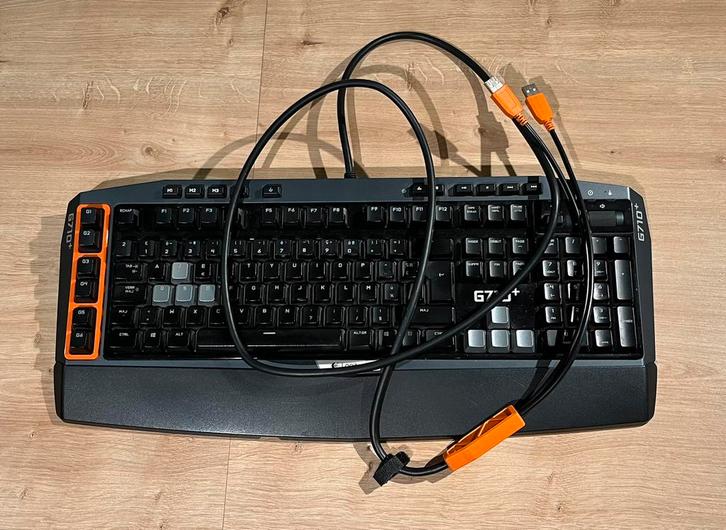 Logitech G710+ mechanical keyboard MX Brown, Computers en Software, Toetsenborden, Gebruikt, Azerty, Bedraad, Gaming toetsenbord