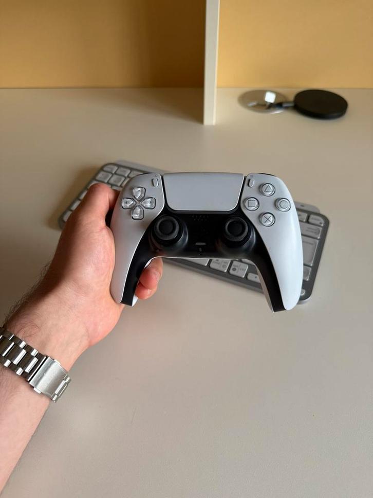 Dualsense Ps5 Hall-effect witte controller, Games en Spelcomputers, Spelcomputers | Sony PlayStation 5, Zo goed als nieuw, Playstation 5