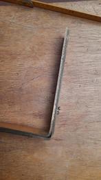 Twee steunen in messing voor montage van plank of tablet, Ophalen, Gebruikt