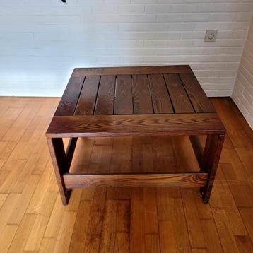 SALONTAFELTJE beschikbaar voor biedingen