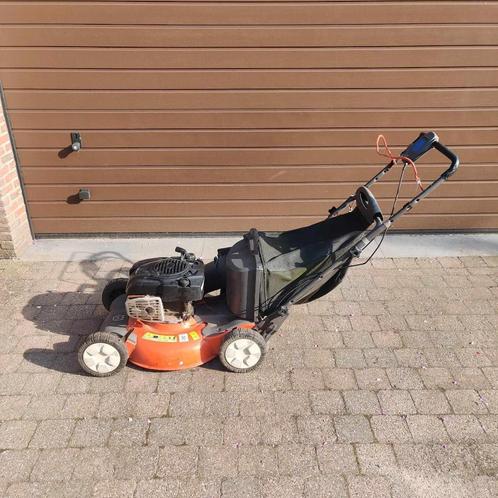 Tondeuse à gazon Husqvarna, Jardin & Terrasse, Tondeuses à gazon, Utilisé, Tondeuses à gazon à essence, 50 cm ou plus, Tondeuse rotative